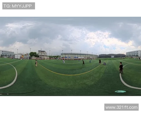 聚焦当代足球运动员成长轨迹与赛场奋斗传奇故事全景深度解析篇章